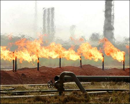 Oil drops on expectations of Middle East de-escalation