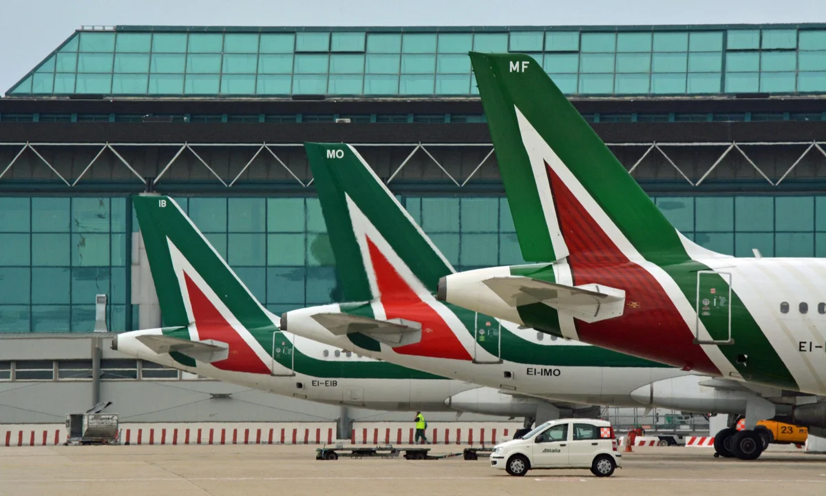 Jet Fuel Shortage Forces Restrictions at Italian Airports