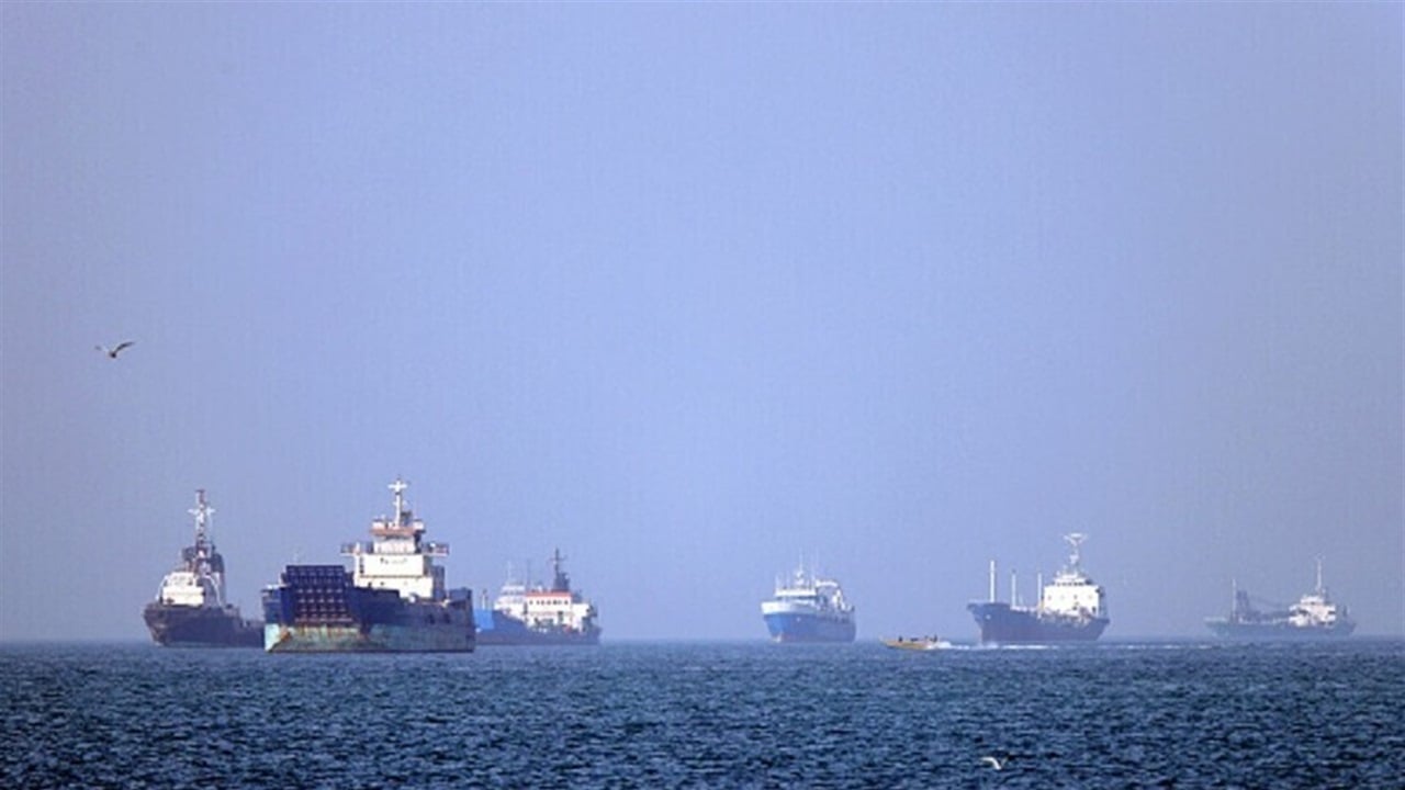 Iraqi tanker takes Tehran safe Hormuz corridor Vietnam