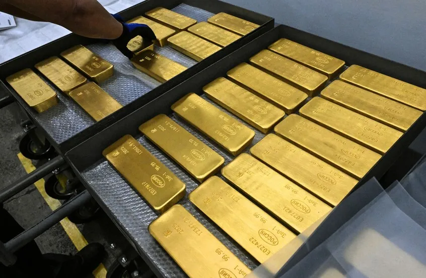 Yellow metal stabilizes amid Trump warnings on Iran and US inflation data anticipation