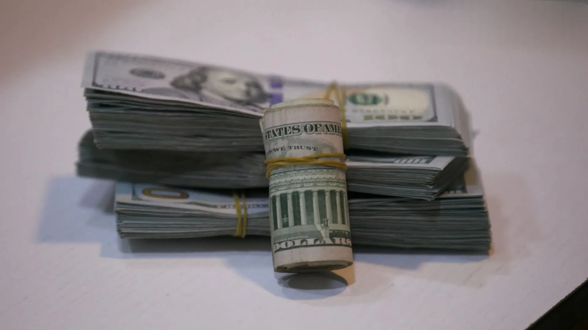 Hard currency exchange rates update in Iraqi markets