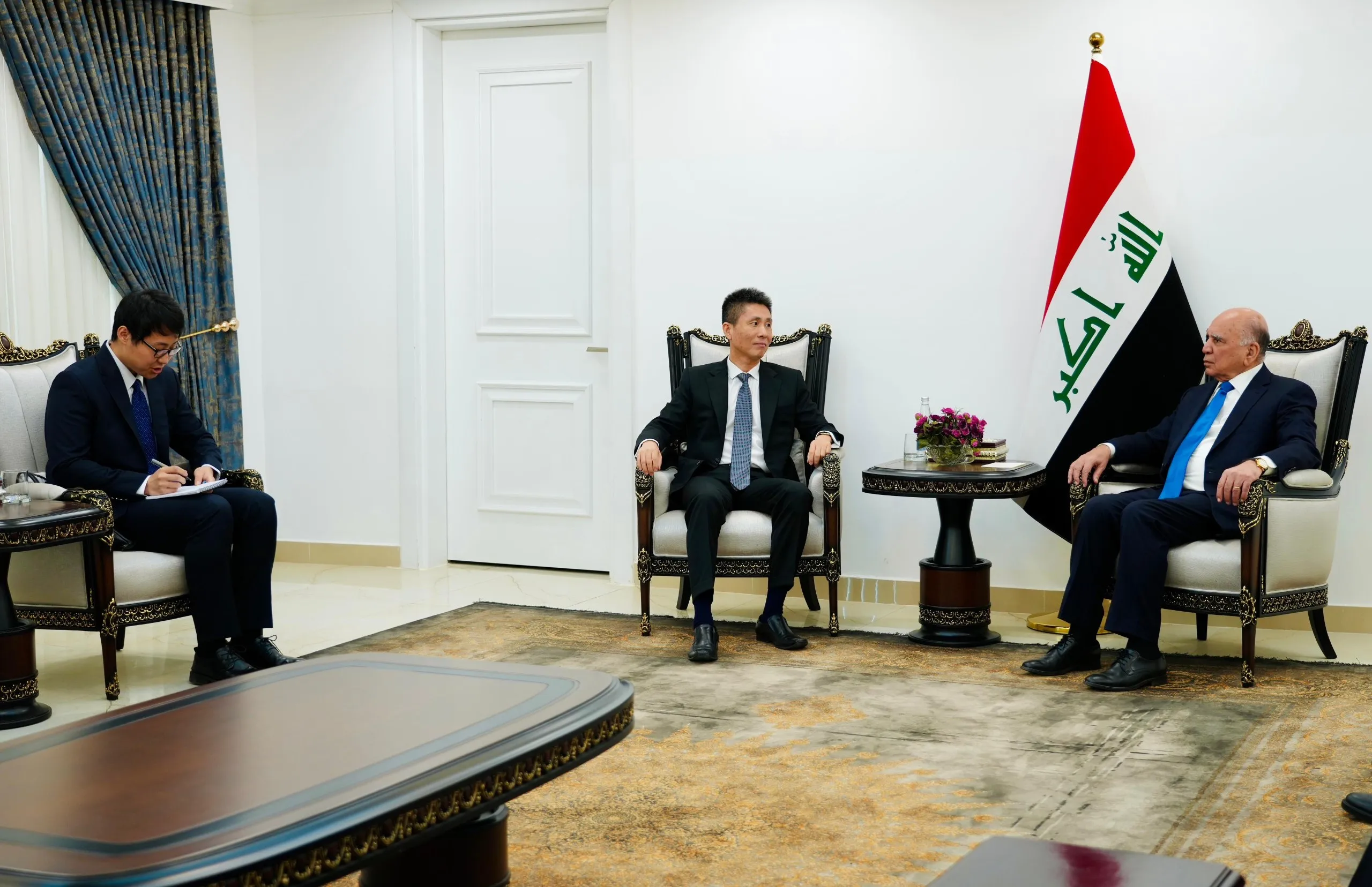 Fuad Hussein discusses enhancing economic partnership with Chinese Ambassador ending his mission