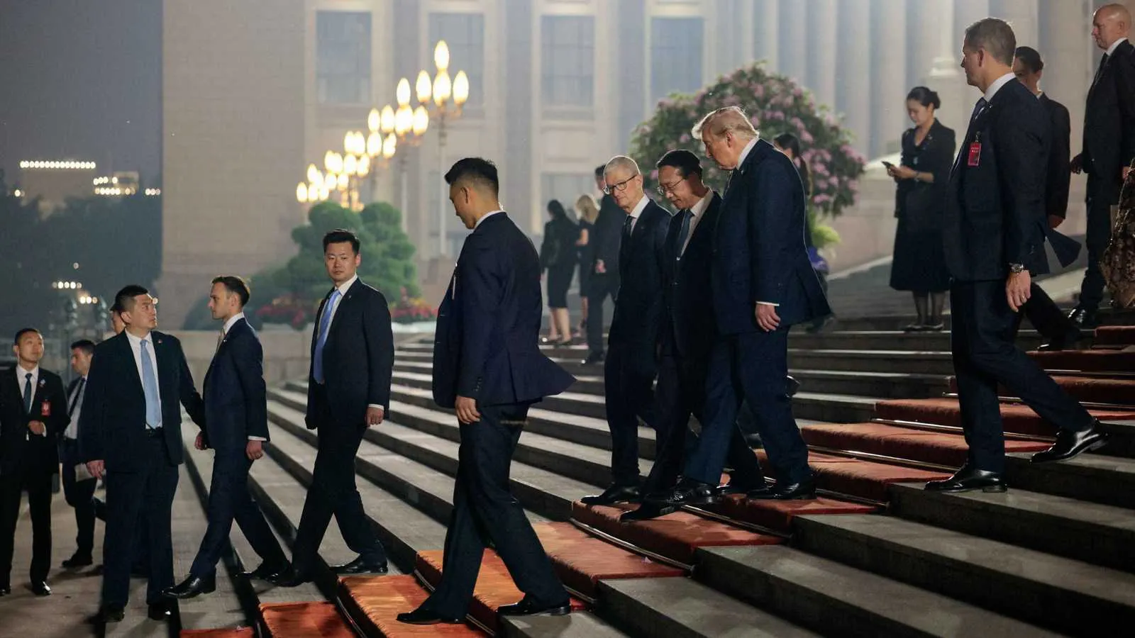 Complete digital shutdown US delegation enters China cyber alert state