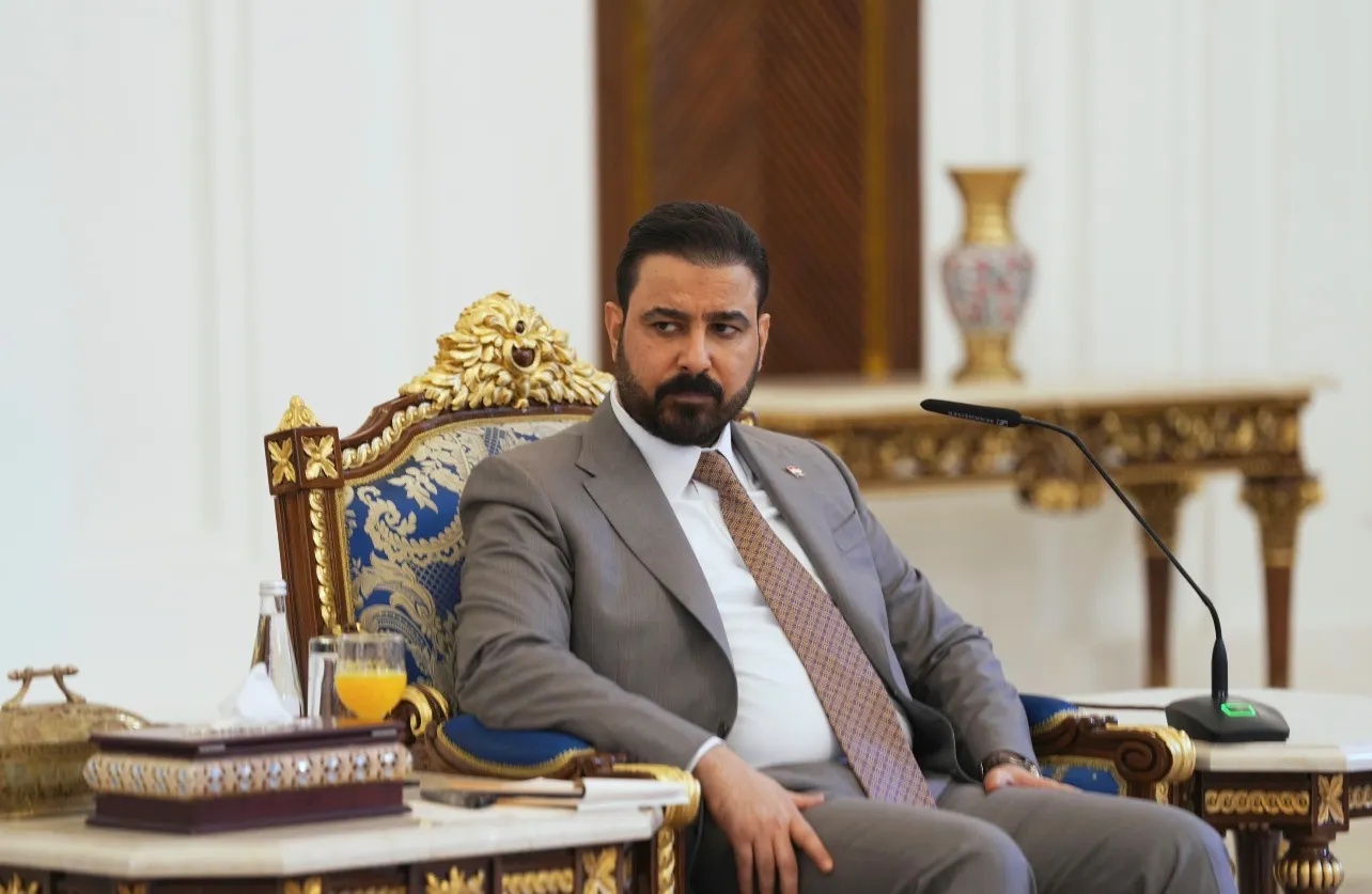 رئيس الحكومة اليمنية يؤكد للزيدي تطلع بلاده لتعزيز العلاقات الثنائية