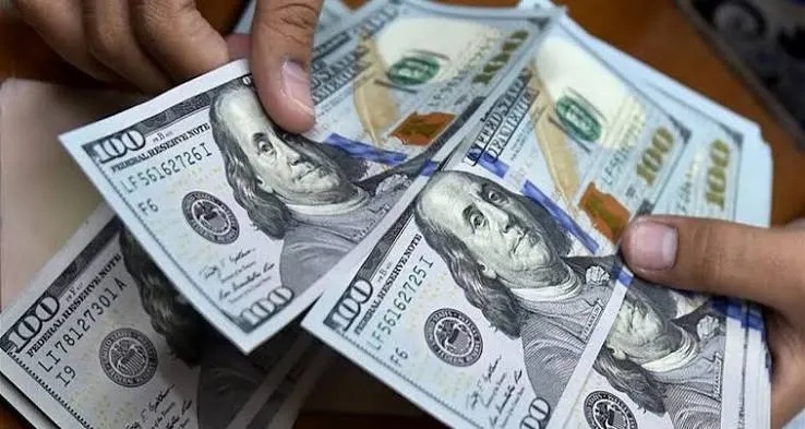 تراجع سعر صرف الدولار في العراق بالأسواق المحلية