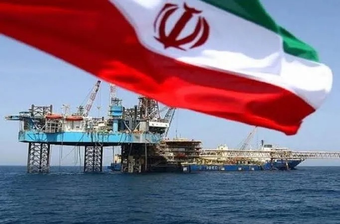Iran Announces Oil Revenues During Periods of Tension and De-escalation with the United States