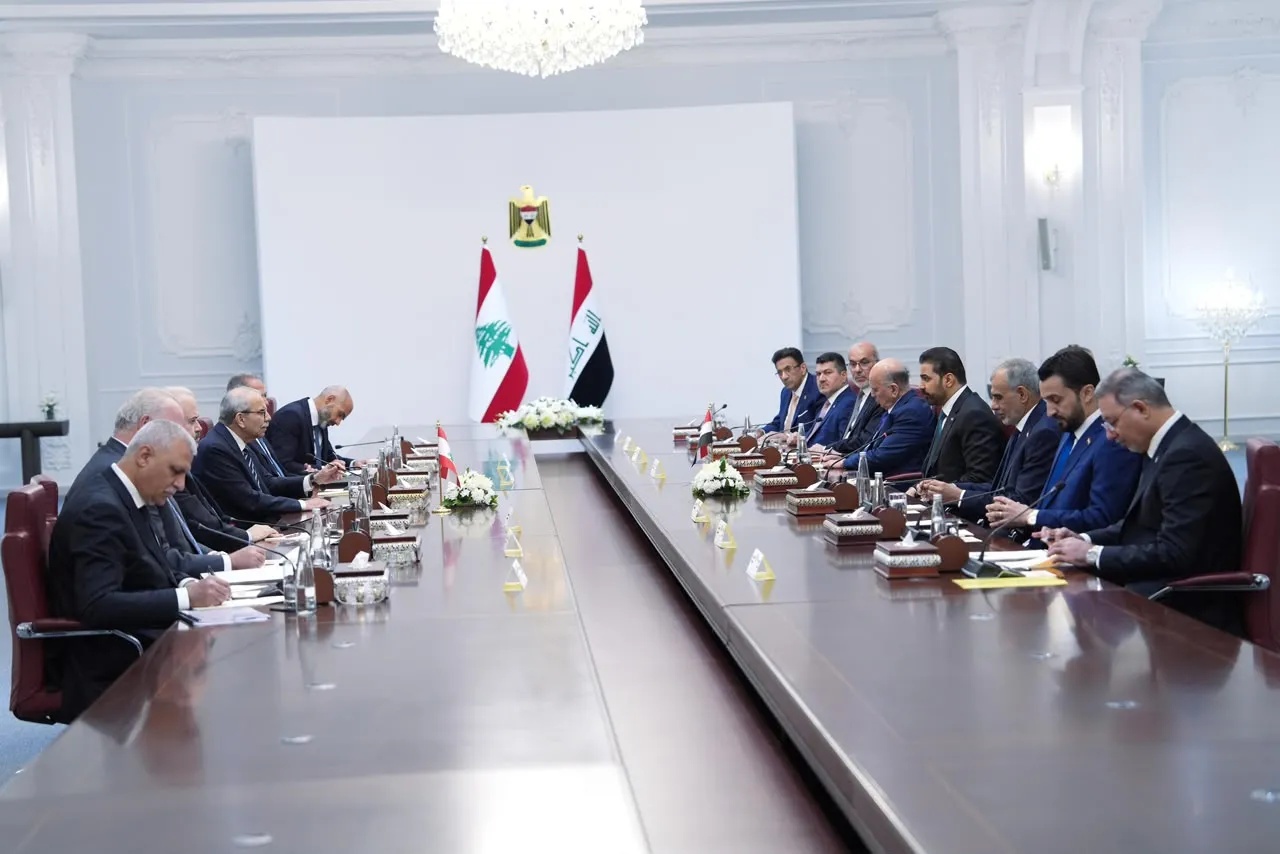 رئيس الوزراء اللبناني يؤكد من بغداد تطلعه لشراكة اقتصادية لدعم الاستثمار والتنمية المستدامة مع العراق