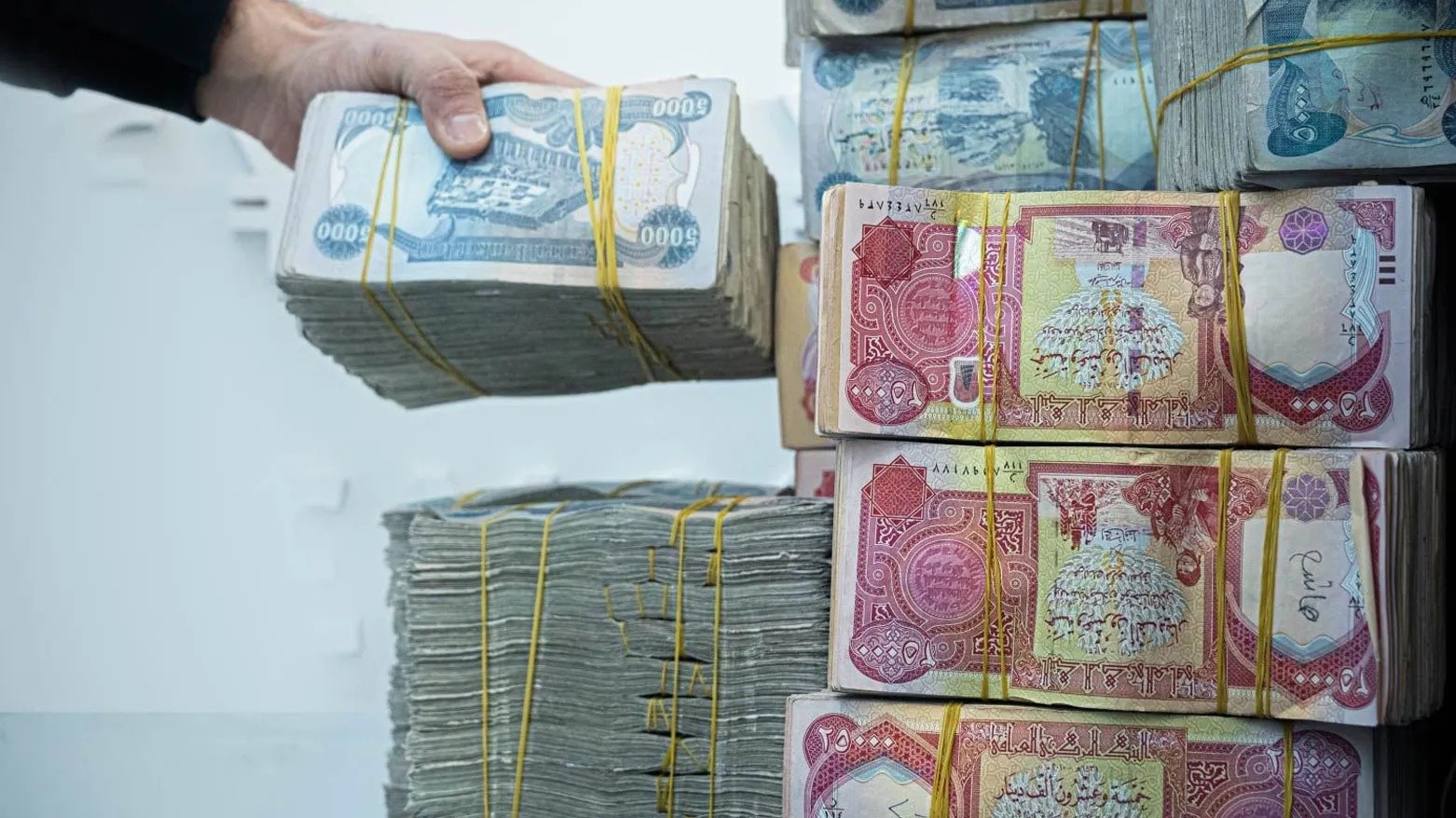 الجمارك تتوقع بلوغ إيراداتها 4 تريليونات دينار مع نهاية العام الجاري