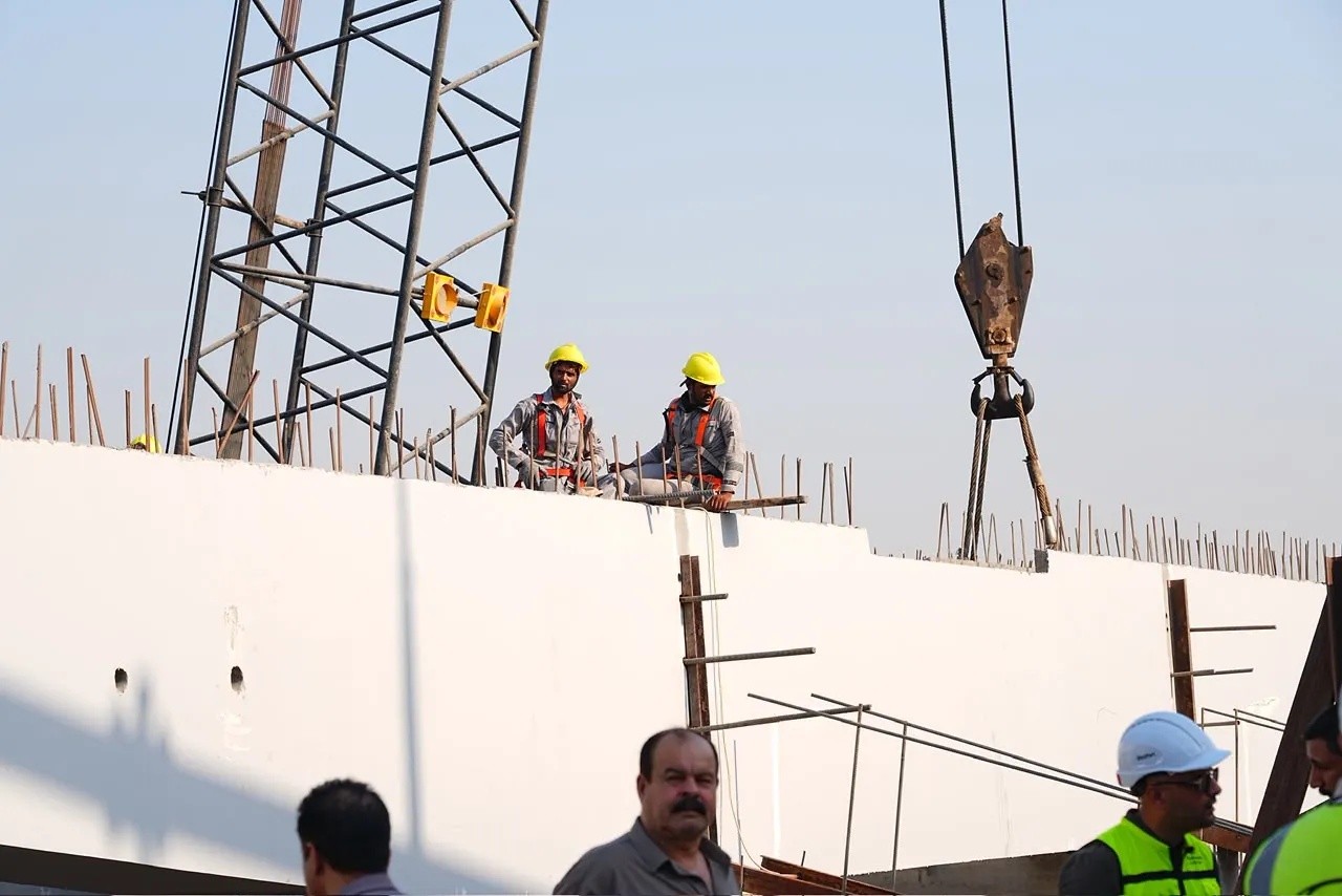 وزارة الإعمار تحدد نهاية العام موعداً لإنجاز الجسر الثالث بمشروع ربط جسري الطابقين والمعلق