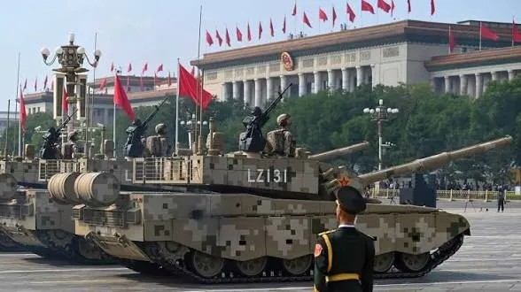 New Chinese Concept: Nuclear Tank with Electromagnetic Cannon Reaching 450 Kilometers
