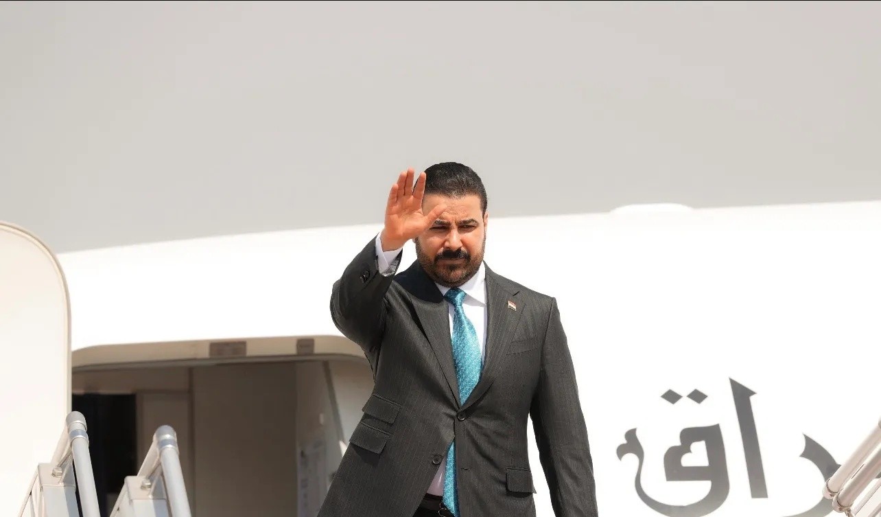 رئيس الوزراء الزيدي يختتم جولته الأوروبية ويعود إلى بغداد