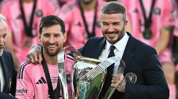 بيكهام يؤكد أحقية ميسي بالكرة الذهبية