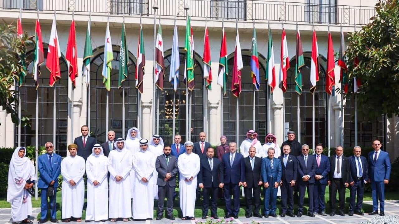 المعهد القضائي العراقي يتصدر المعاهد العربية وينال درع التميز