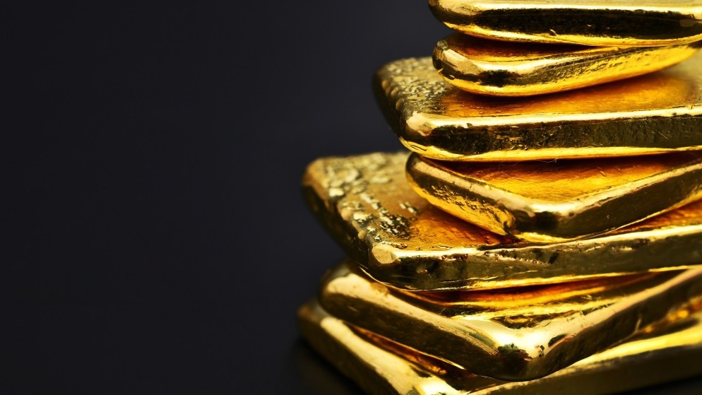 Gold records slight recovery amid rate decisions anticipation