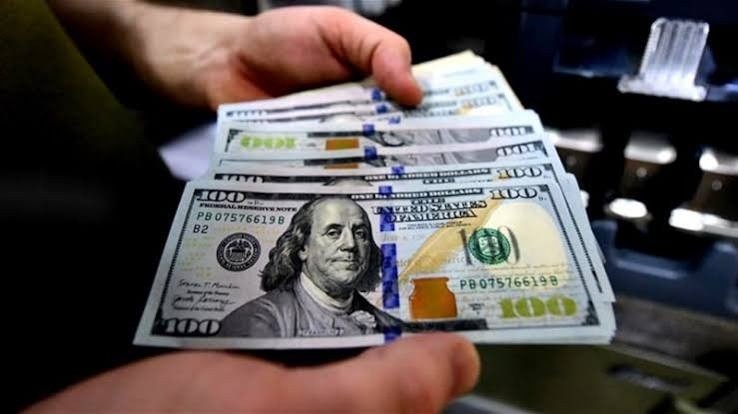 أسعار صرف الدولار تسجل ارتفاعاً جديداً في الأسواق العراقية