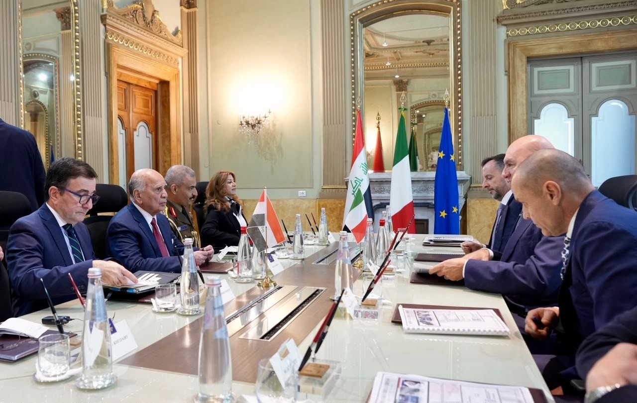 وزير الخارجية يؤكد لوزير الدفاع الإيطالي رفض العراق للحروب