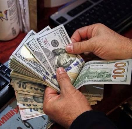استقرار أسعار صرف الدولار في الأسواق المحلية العراقية