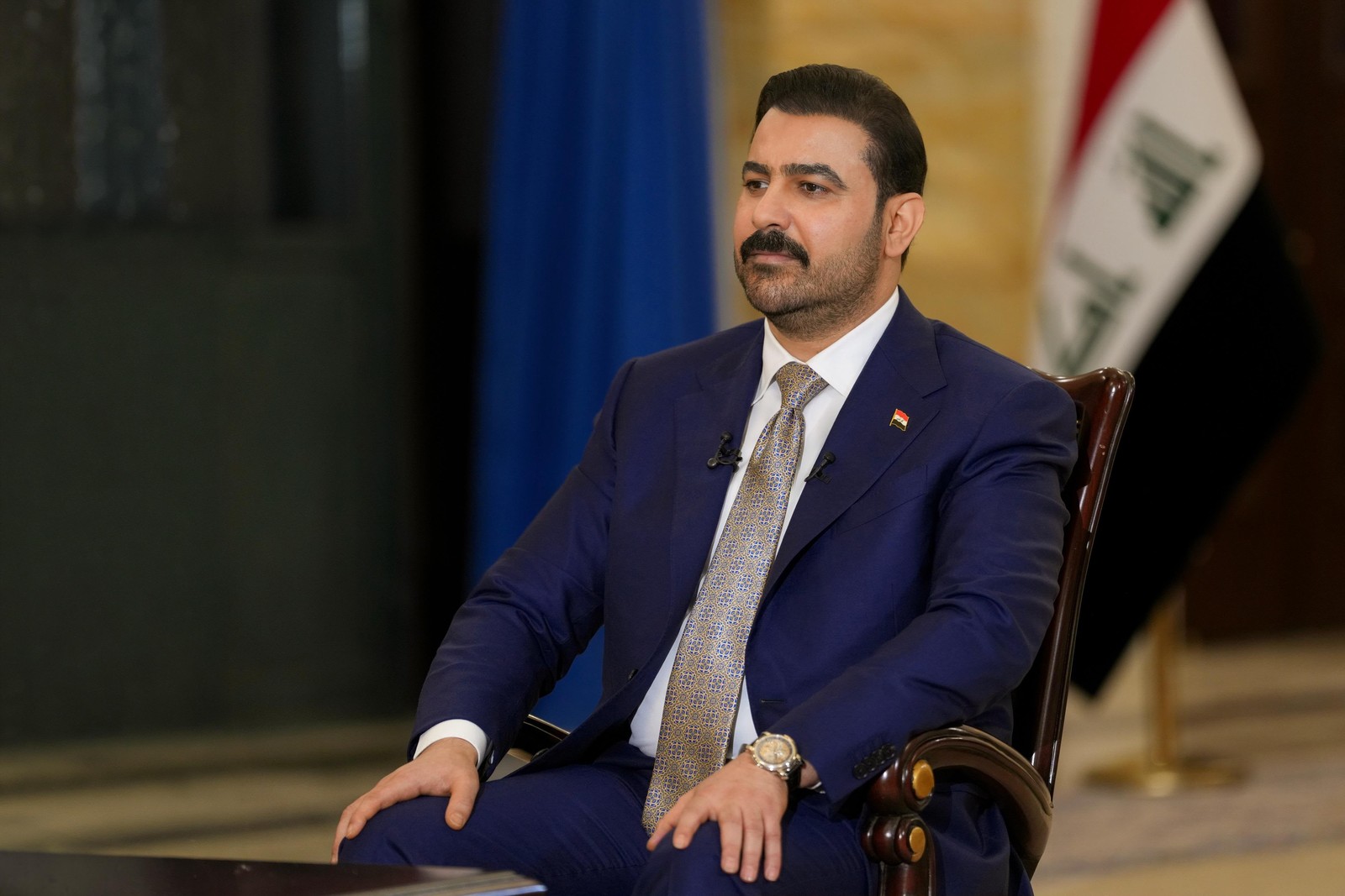 الزيدي يعلن قرب إرسال قانون الموازنة إلى البرلمان مع توقعات بتحسن اقتصادي العام المقبل