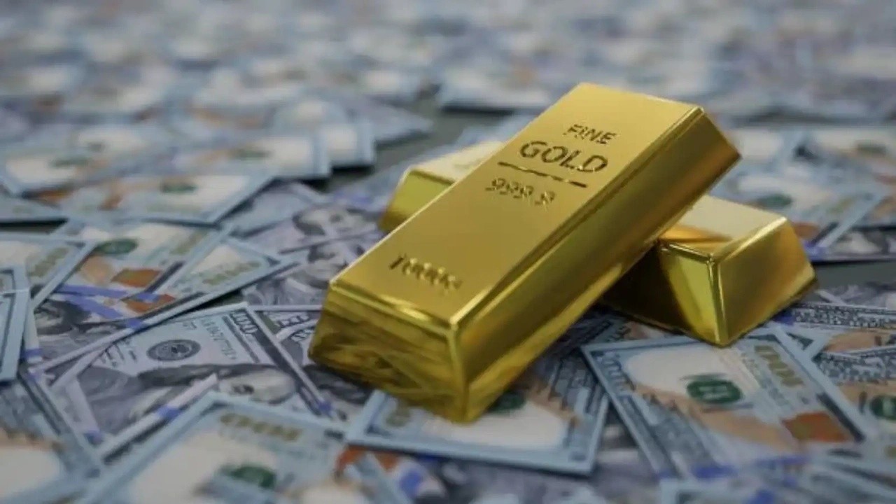 تراجع الذهب الأسبوعي الأكبر منذ أشهر وسط تقلبات السوق
